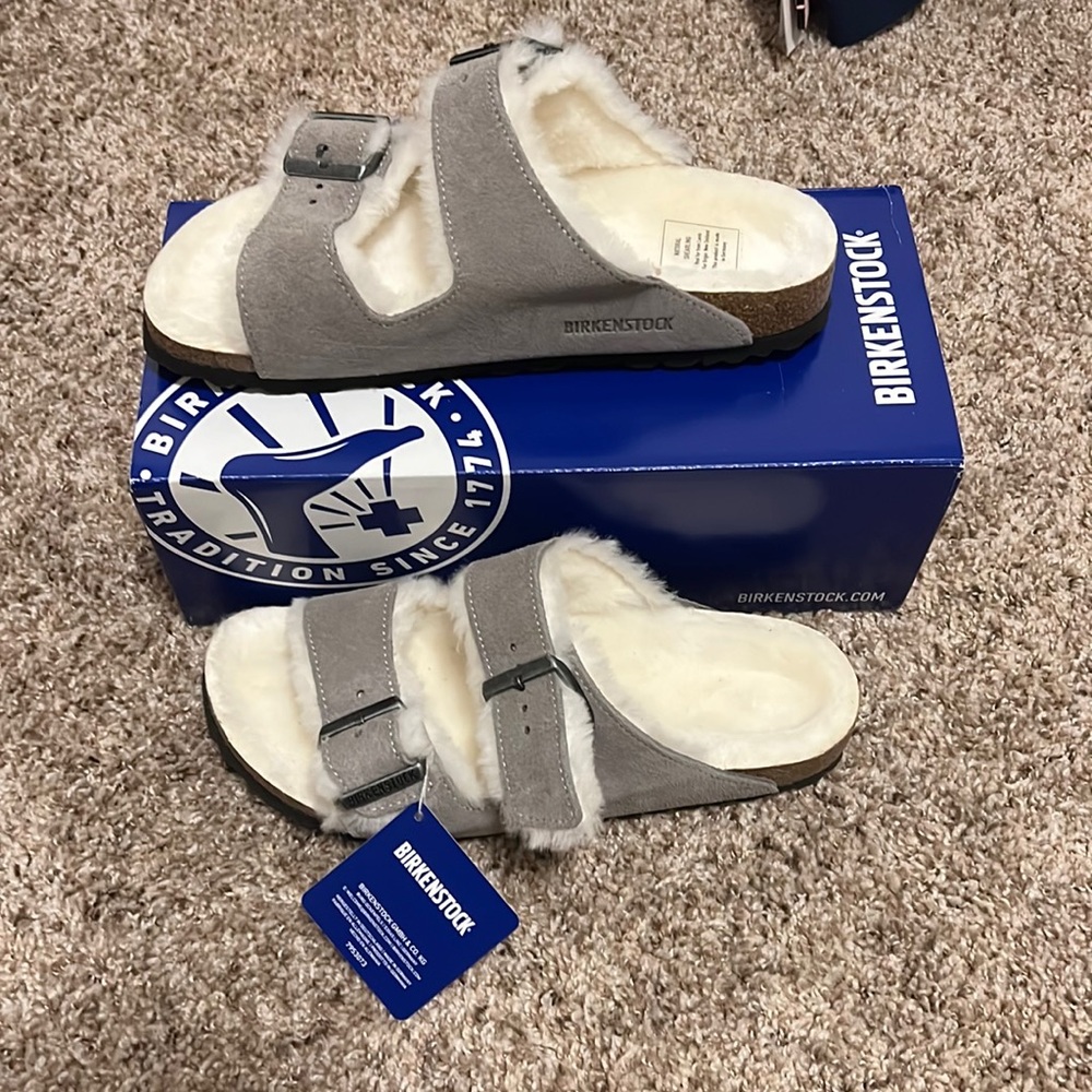 NIB Birkenstock Arizona Shearling Sz 39 (W8)